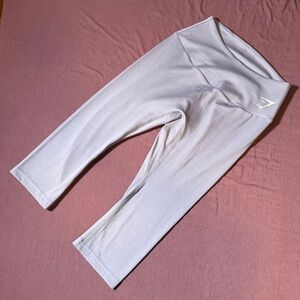 Gymshark High Waisted Cropped Leggings/Long Bike Shorts in lilac - Size Small